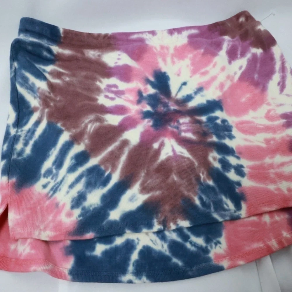 Lovers and Friends Angela Mini Skirt in Hot Tie Dye, size Large